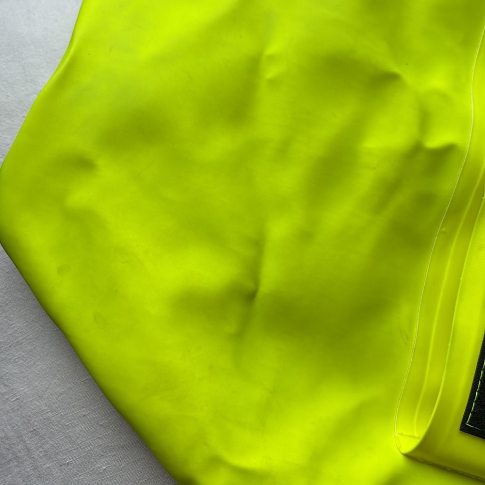 Stutterheim Dog Raincoat Neon Yellow Size M - Picture 8 of 8